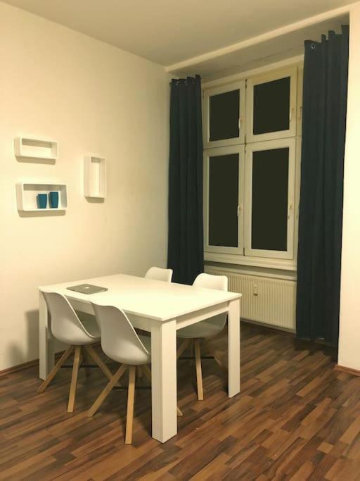 750 Sft Lovely Apartment In Central Berlin Mitte Eksteriør bilde
